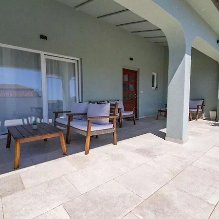 בית נופש Holiday With Pool Near Pula Galižana